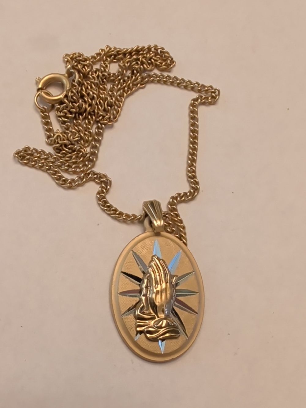 Vintage Gold Tone Praying Hands Sunburst Pendant Necklace